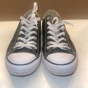Converse low top